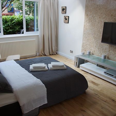 Boogaard'S Guest House Londra Esterno foto