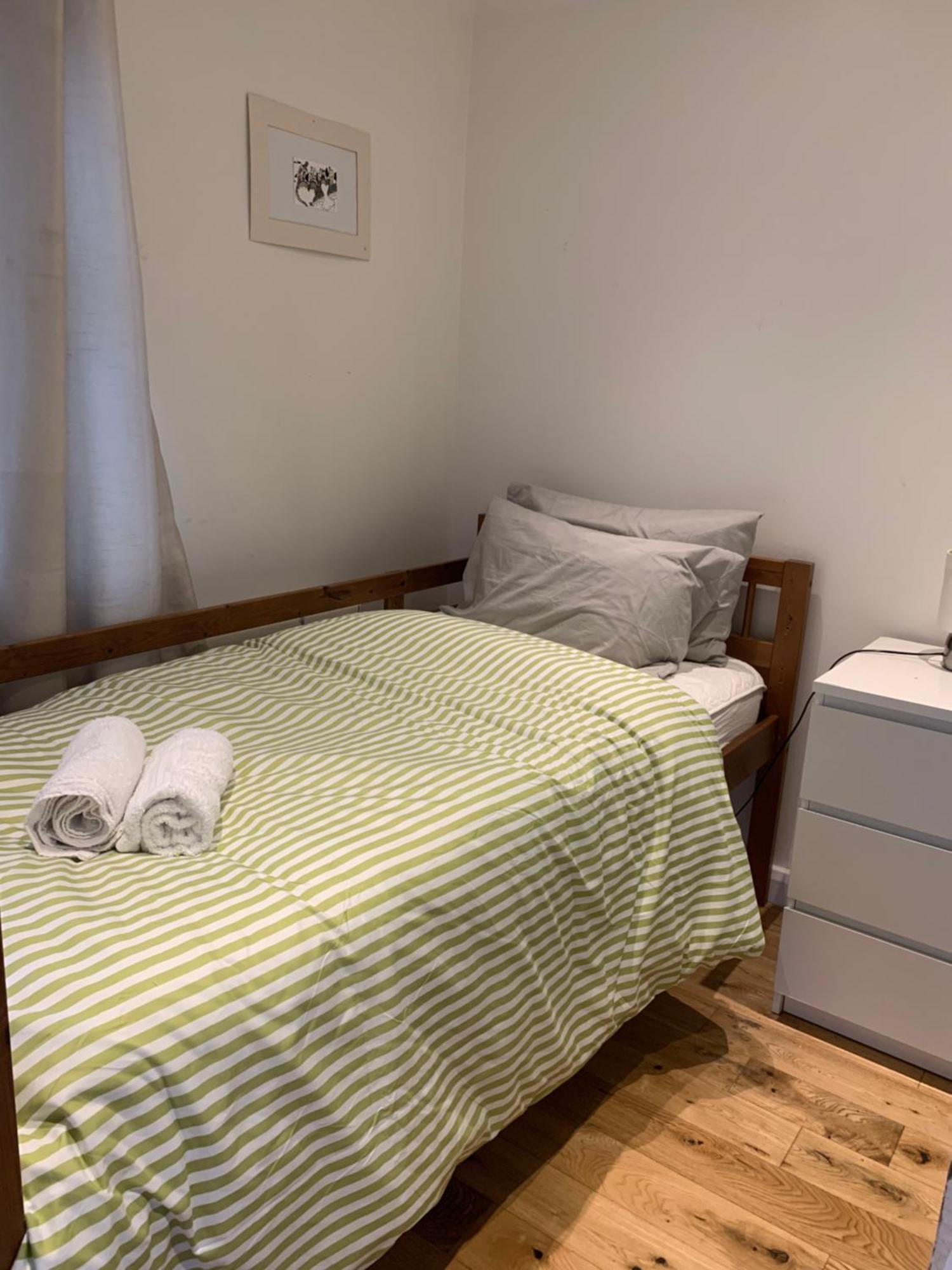 Boogaard'S Guest House Londra Esterno foto
