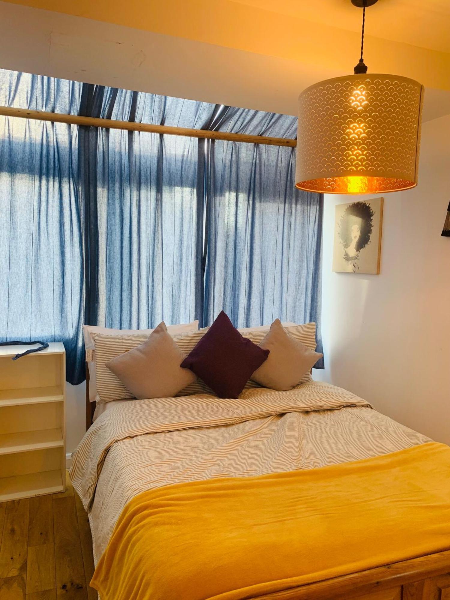 Boogaard'S Guest House Londra Esterno foto