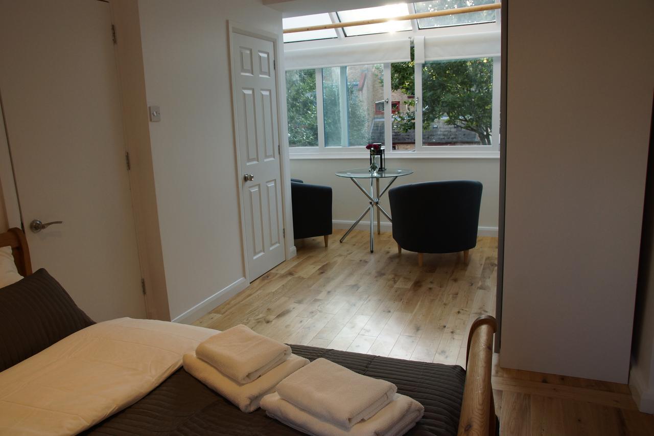Boogaard'S Guest House Londra Esterno foto