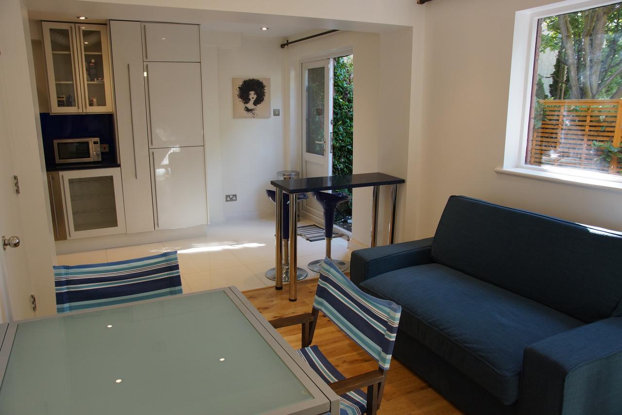 Boogaard'S Guest House Londra Esterno foto