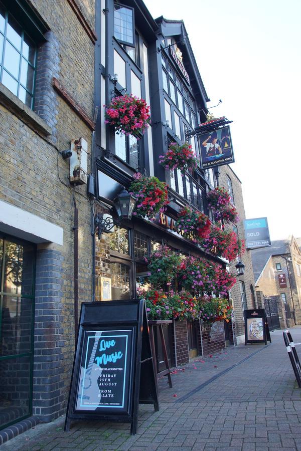 Boogaard'S Guest House Londra Esterno foto